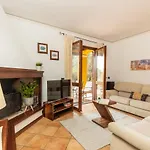 Apartment Casa Il Grande Carrubo