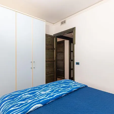 Casa Il Grande Carrubo * 圣玛丽亚纳瓦雷